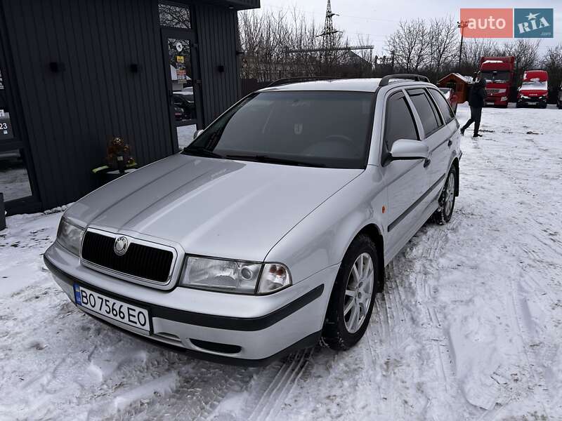 Skoda Octavia 2000