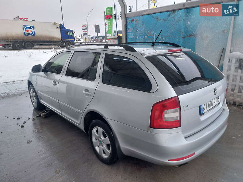 Универсал Skoda Octavia 2012 в Киеве фото 5 Универсал Skoda Octavia 2012 в Киеве