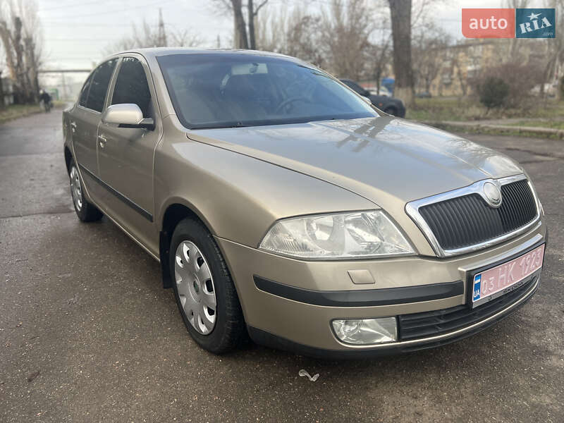 Лифтбек Skoda Octavia 2004 в Николаеве