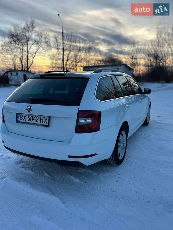 Универсал Skoda Octavia 2018 в Полонном