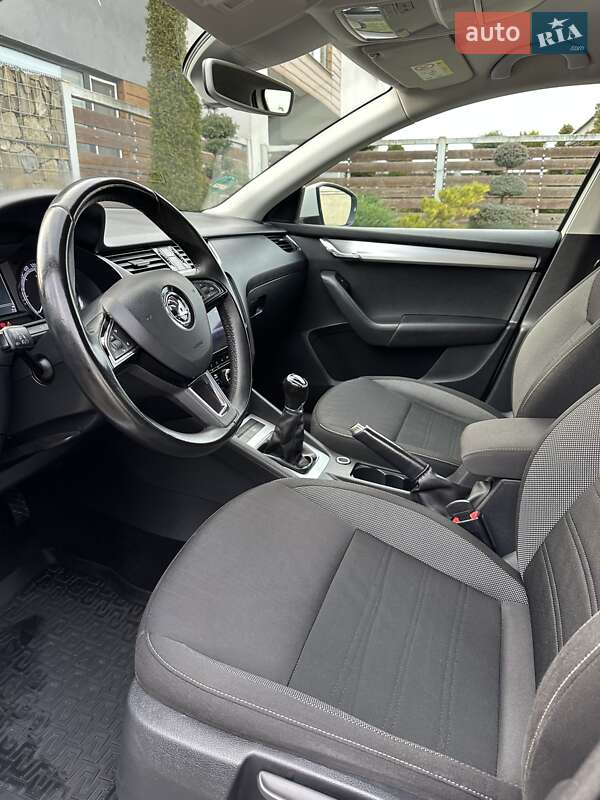 Ліфтбек Skoda Octavia 2018 в Стрию фото 91 Ліфтбек Skoda Octavia 2018 в Стрию