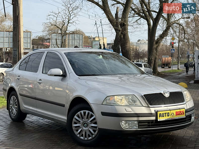 Лифтбек Skoda Octavia 2006 в Николаеве
