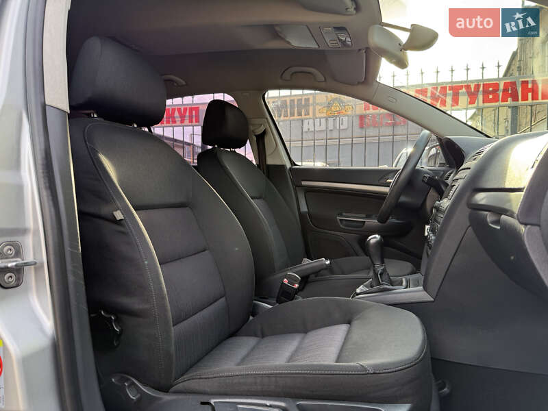 Лифтбек Skoda Octavia 2006 в Николаеве