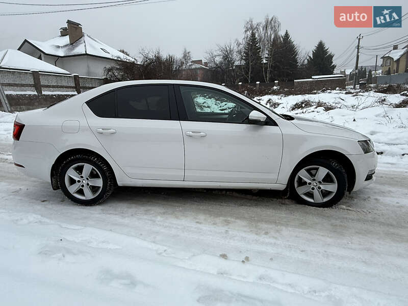 Лифтбек Skoda Octavia 2018 в Киеве