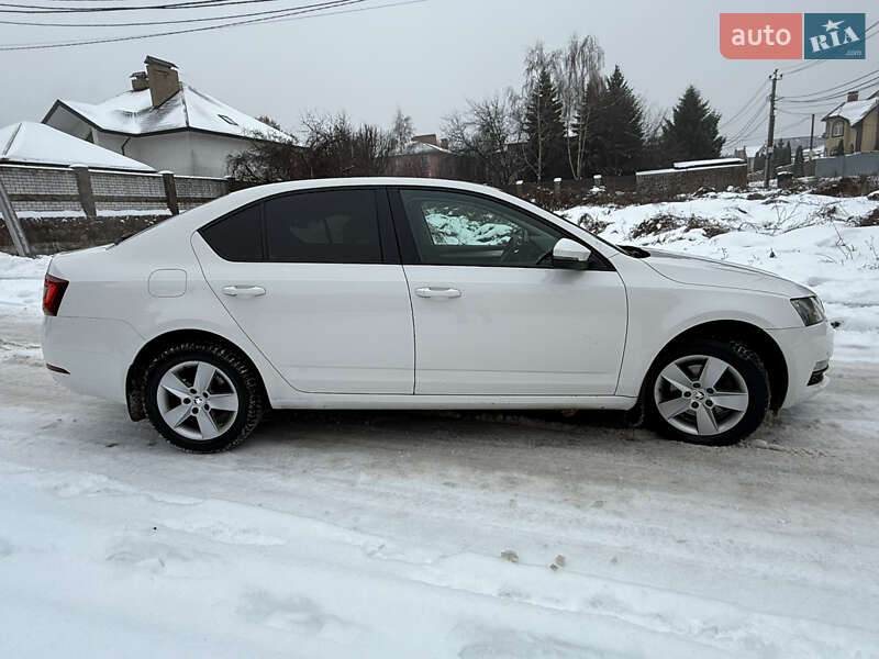 Лифтбек Skoda Octavia 2018 в Киеве
