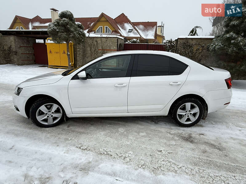 Лифтбек Skoda Octavia 2018 в Киеве