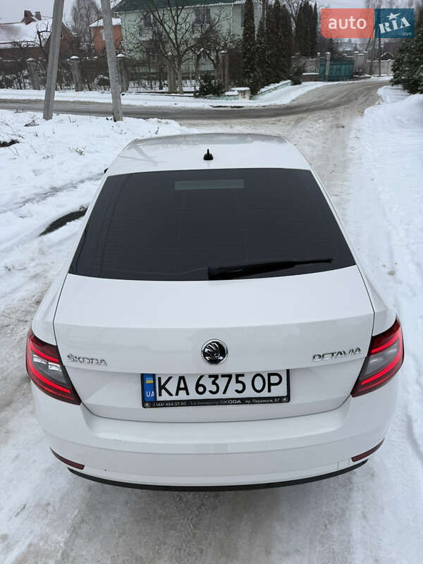 Лифтбек Skoda Octavia 2018 в Киеве