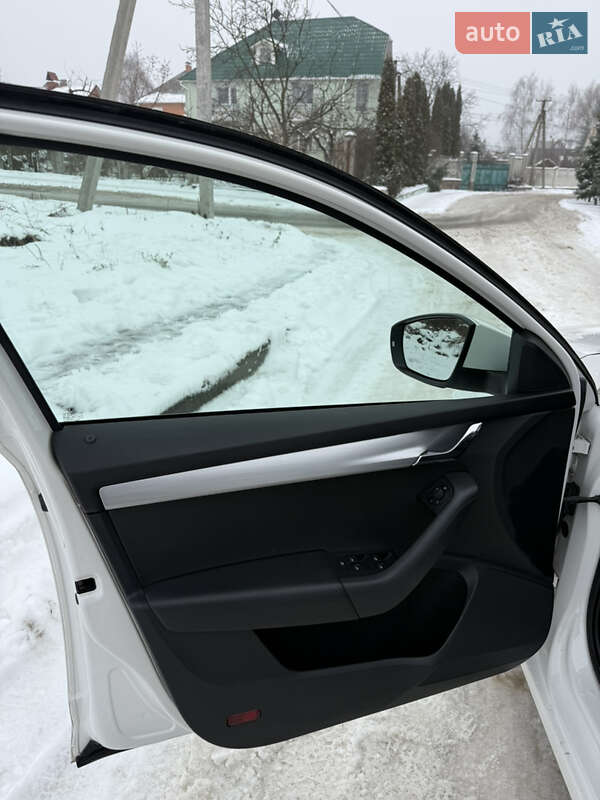 Лифтбек Skoda Octavia 2018 в Киеве