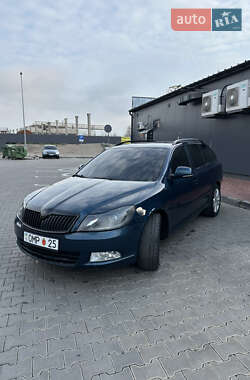 Універсал Skoda Octavia 2012 в Одесі