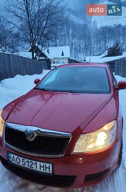 Лифтбек Skoda Octavia 2012 в Дубовом