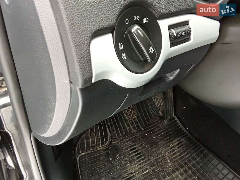 Лифтбек Skoda Octavia 2007 в Остроге