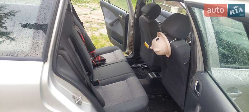 Универсал Skoda Octavia 2003 в Подгайцах