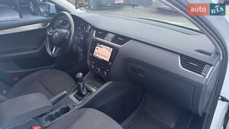 Универсал Skoda Octavia 2019 в Калуше