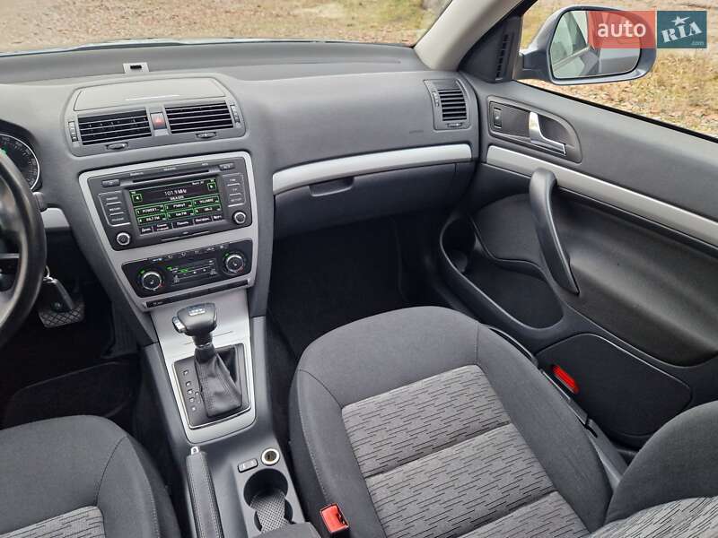 Універсал Skoda Octavia 2012 в Києві фото 40 Універсал Skoda Octavia 2012 в Києві