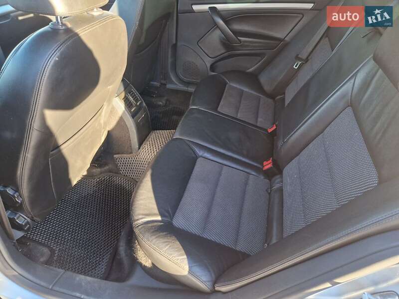 Универсал Skoda Octavia 2012 в Мостиске