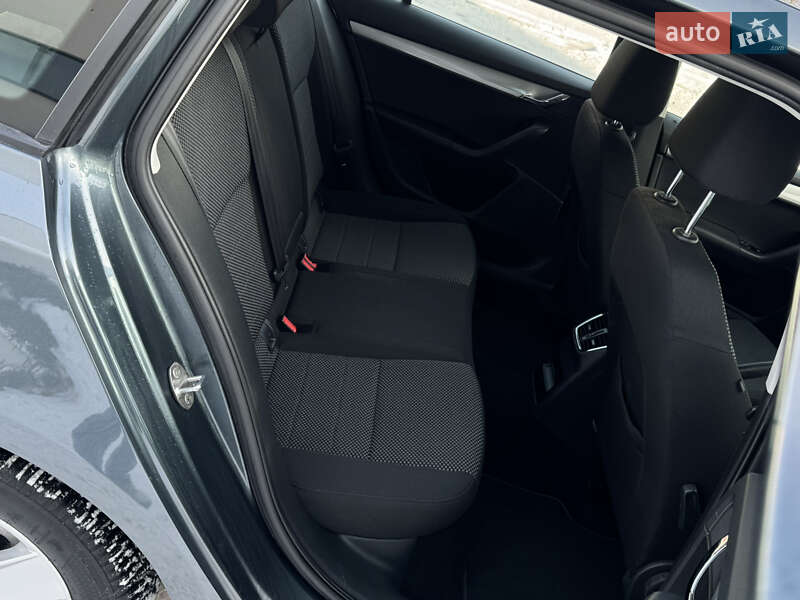 Универсал Skoda Octavia 2016 в Луцке