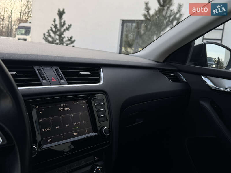 Универсал Skoda Octavia 2016 в Луцке