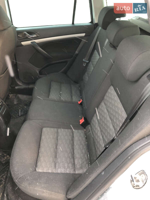 Универсал Skoda Octavia 2012 в Бродах