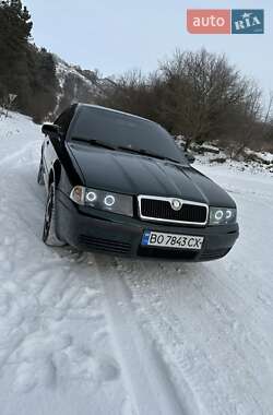 Лифтбек Skoda Octavia 2002 в Яремче