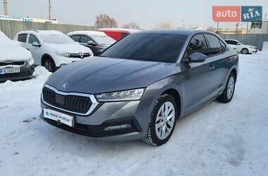 Лифтбек Skoda Octavia 2023 в Киеве