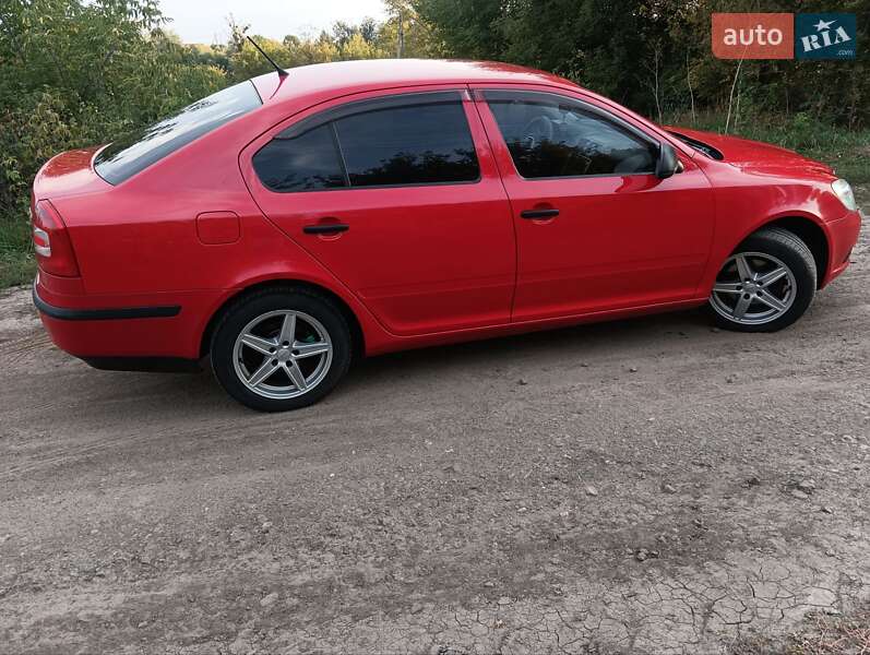 Лифтбек Skoda Octavia 2012 в Смеле фото 3 Лифтбек Skoda Octavia 2012 в Смеле