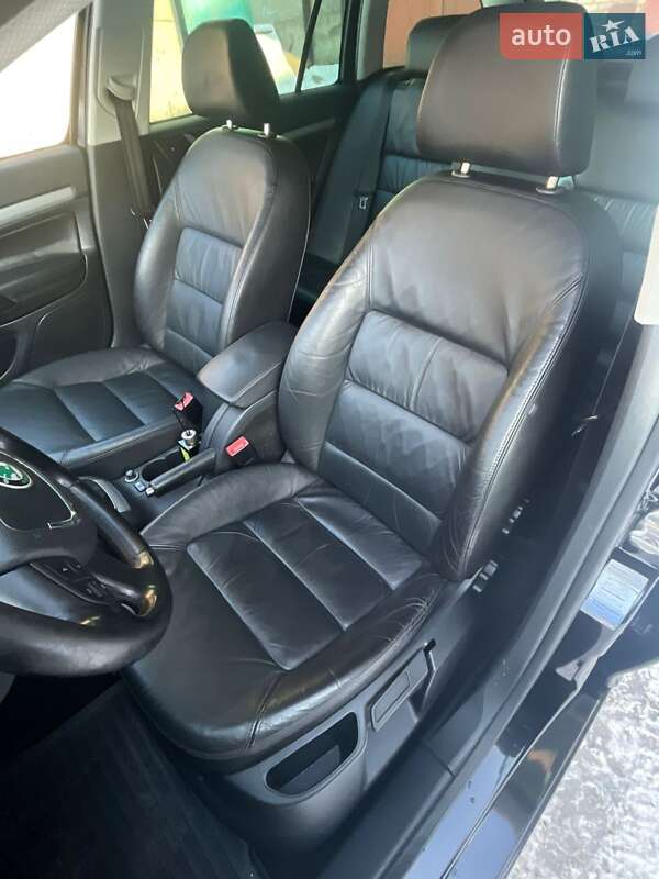 Универсал Skoda Octavia 2010 в Запорожье