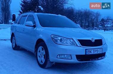Универсал Skoda Octavia 2013 в Ровно