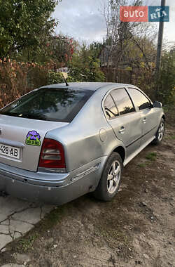 Лифтбек Skoda Octavia 2003 в Ирпене