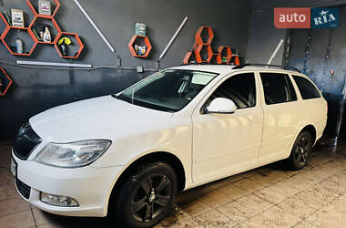 Універсал Skoda Octavia 2012 в Полтаві