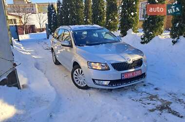 Универсал Skoda Octavia 2016 в Нововолынске