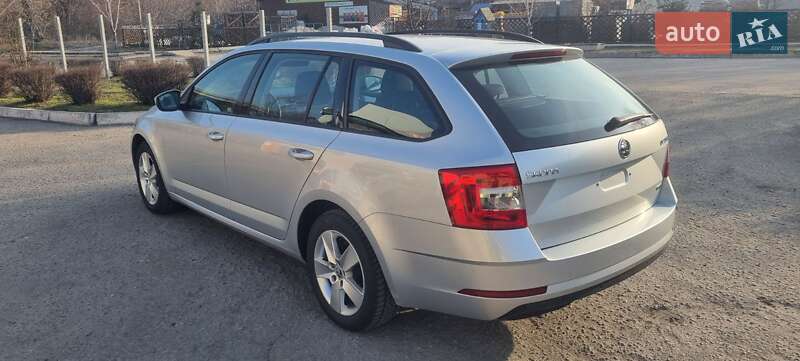 Универсал Skoda Octavia 2019 в Киеве