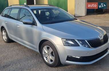 Универсал Skoda Octavia 2019 в Киеве