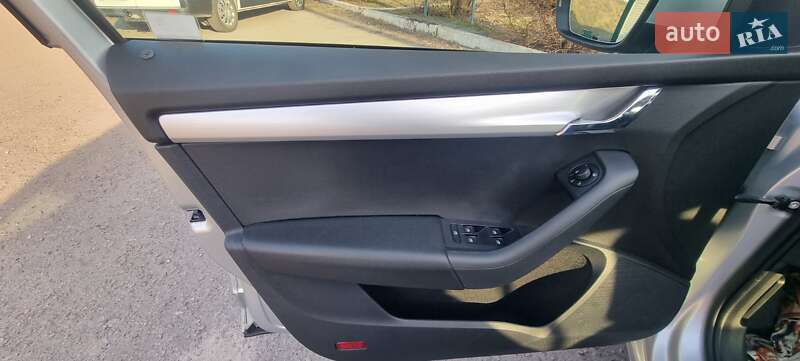 Универсал Skoda Octavia 2019 в Киеве