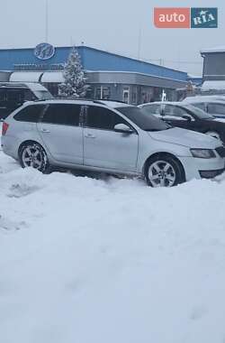 Универсал Skoda Octavia 2014 в Мукачево