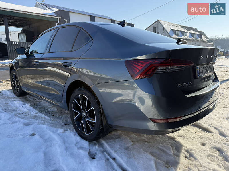 Лифтбек Skoda Octavia 2020 в Ужгороде