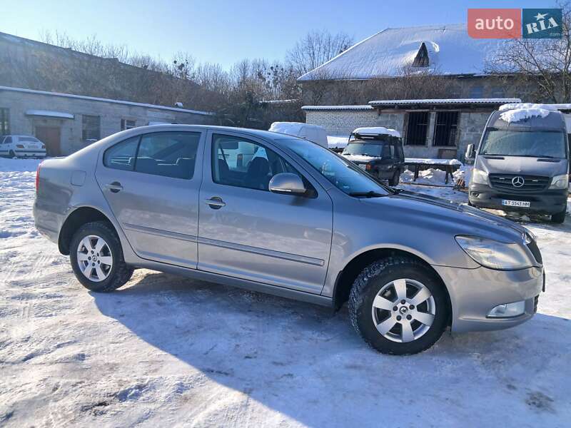 Лифтбек Skoda Octavia 2009 в Калуше