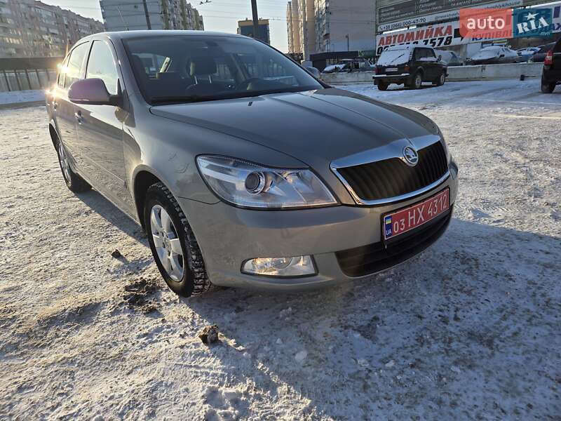 Лифтбек Skoda Octavia 2009 в Полтаве