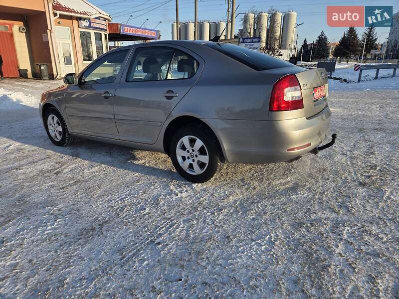 Лифтбек Skoda Octavia 2009 в Полтаве