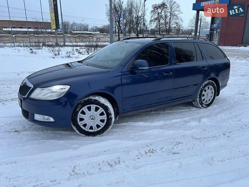 Универсал Skoda Octavia 2011 в Чернигове