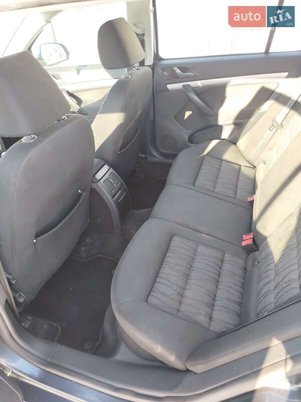 Универсал Skoda Octavia 2009 в Дунаевцах