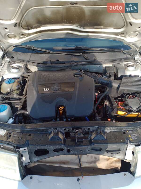 Лифтбек Skoda Octavia 2010 в Каменец-Подольском