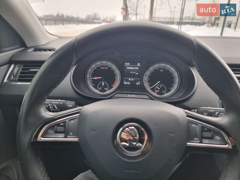 Лифтбек Skoda Octavia 2019 в Мукачево