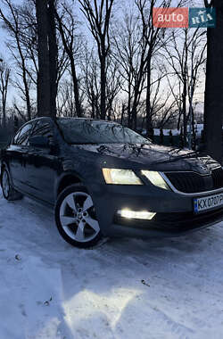 Ліфтбек Skoda Octavia 2019 в Харкові