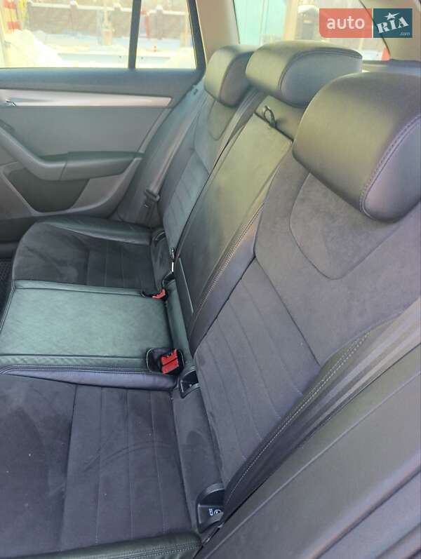 Универсал Skoda Octavia 2015 в Ровно