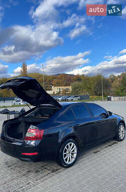 Ліфтбек Skoda Octavia 2015 в Ужгороді