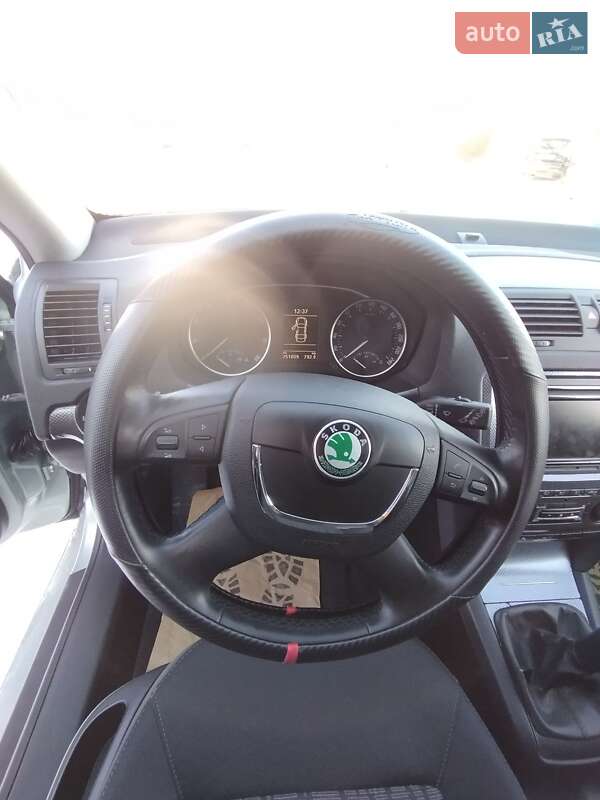 Универсал Skoda Octavia 2009 в Луцке фото 34 Универсал Skoda Octavia 2009 в Луцке