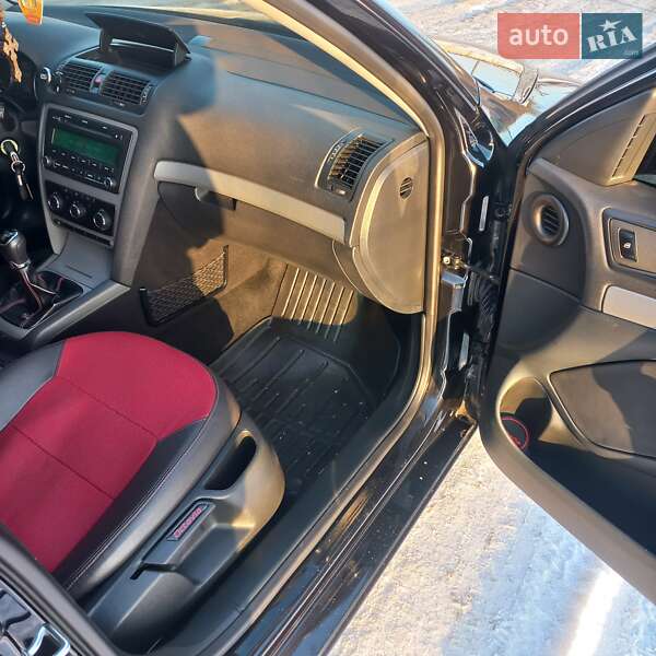 Лифтбек Skoda Octavia 2012 в Киеве фото 7 Лифтбек Skoda Octavia 2012 в Киеве
