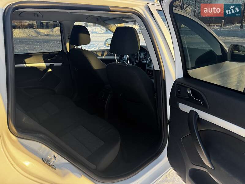 Универсал Skoda Octavia 2009 в Почаеве фото 25 Универсал Skoda Octavia 2009 в Почаеве