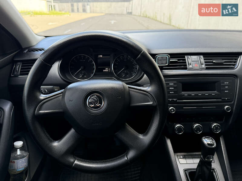 Универсал Skoda Octavia 2013 в Киеве фото 10 Универсал Skoda Octavia 2013 в Киеве