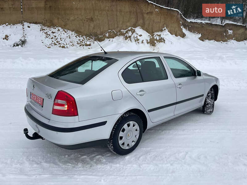 Лифтбек Skoda Octavia 2005 в Теребовле